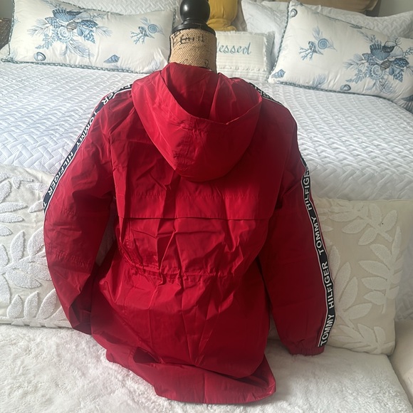Tommy Hilfiger Wind Breaker - Picture 2 of 8